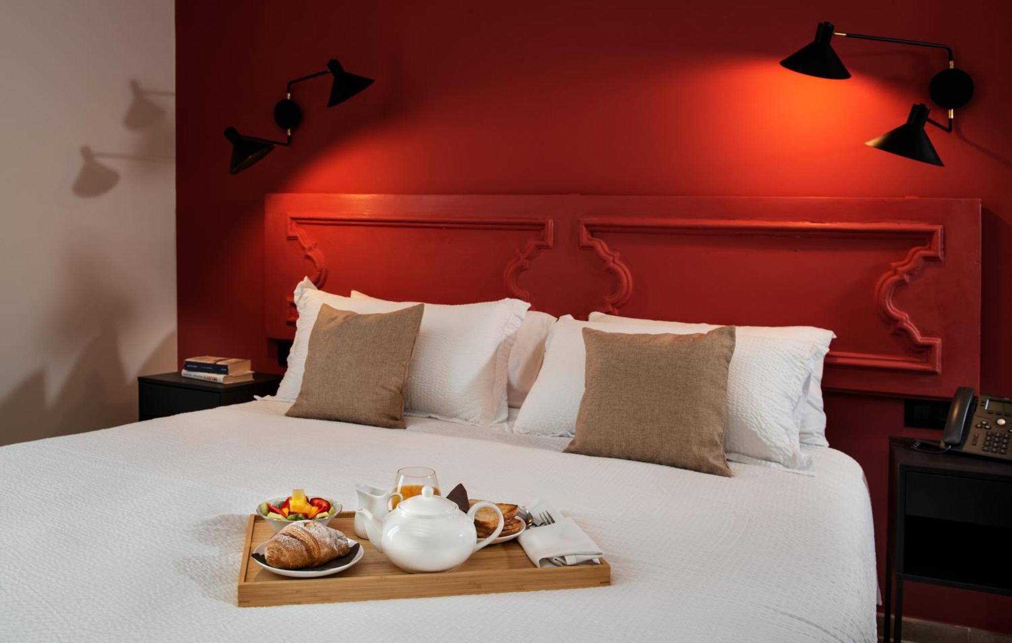 Palazzo Mata Boutique Hotel Taranto Exterior photo