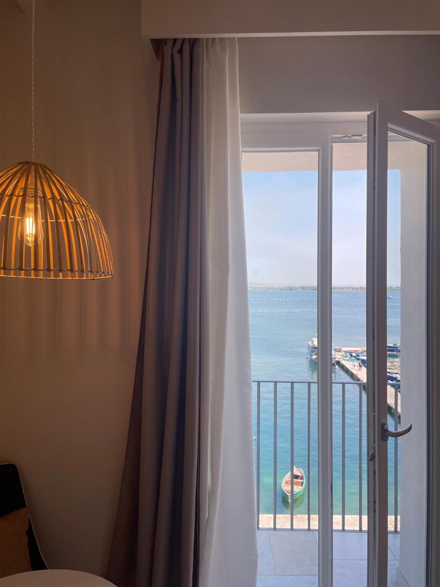 Palazzo Mata Boutique Hotel Taranto Exterior photo