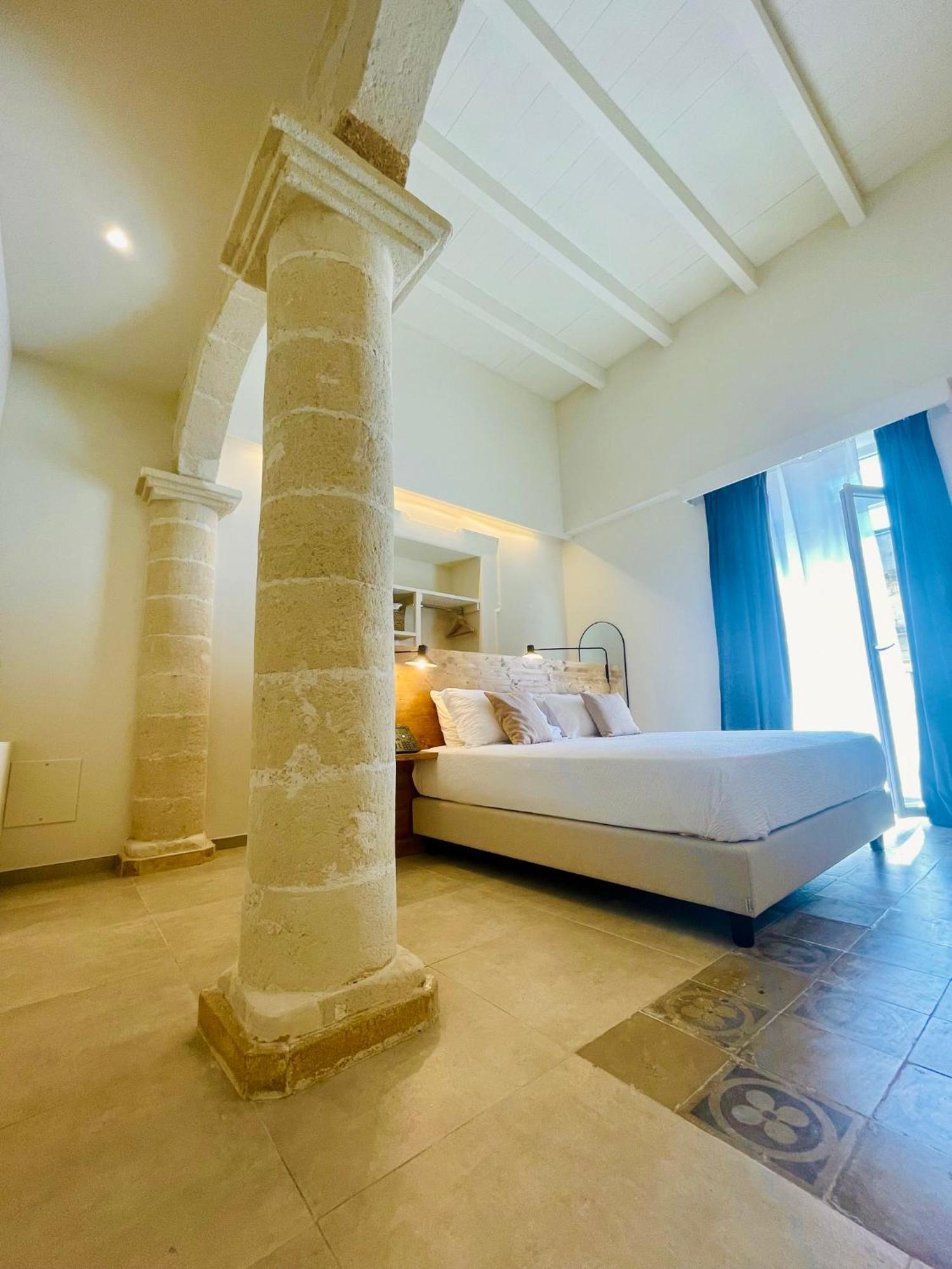 Palazzo Mata Boutique Hotel Taranto Exterior photo