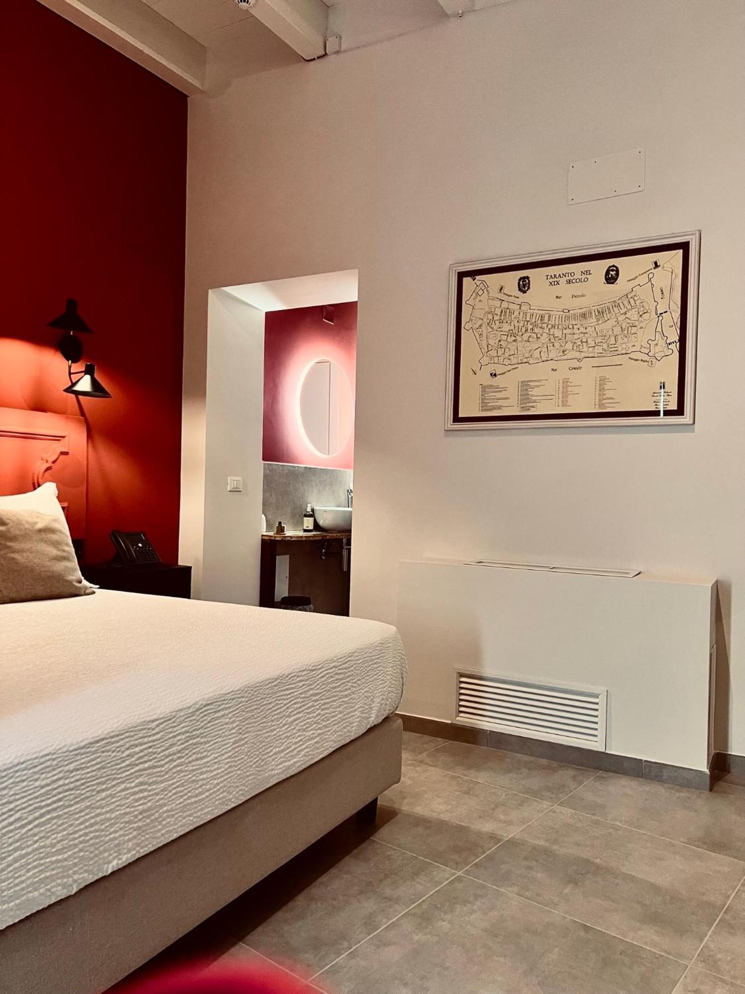 Palazzo Mata Boutique Hotel Taranto Exterior photo